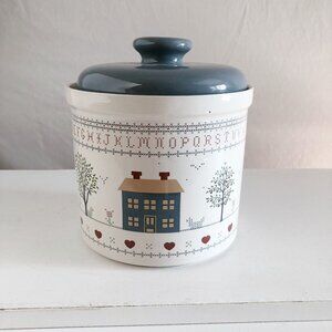 Vintage 70s Cottagecore Ceramic Cookie Jar